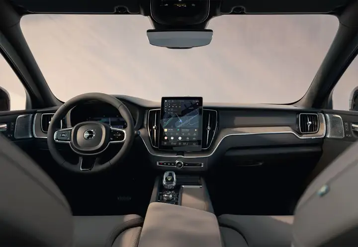 Volvo XC60 2019, foto 9