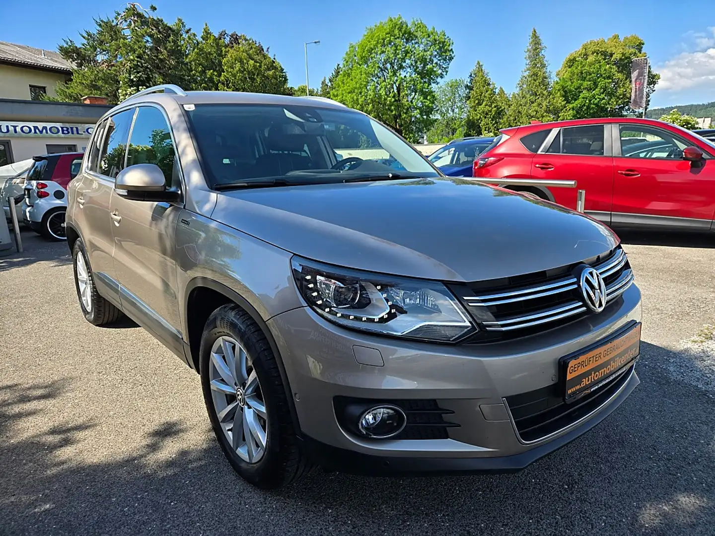Volkswagen Tiguan 2,0 TDI SCR Lounge Gold - 2