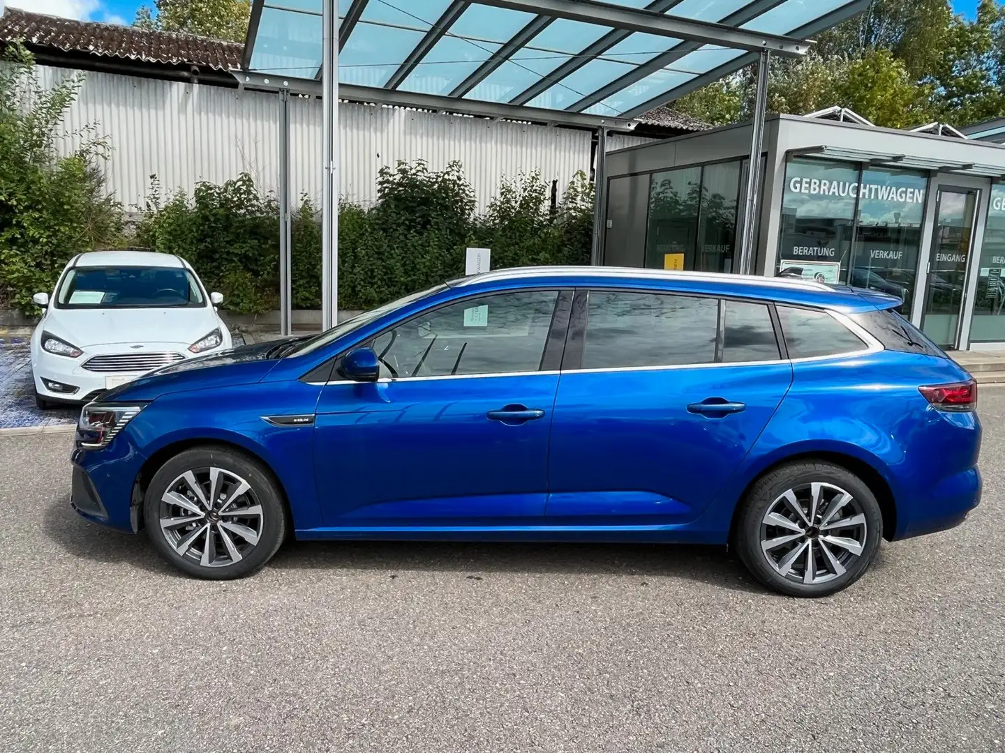 Renault Megane IV Grandtour Techno Tce 140 EDC Blue - 2