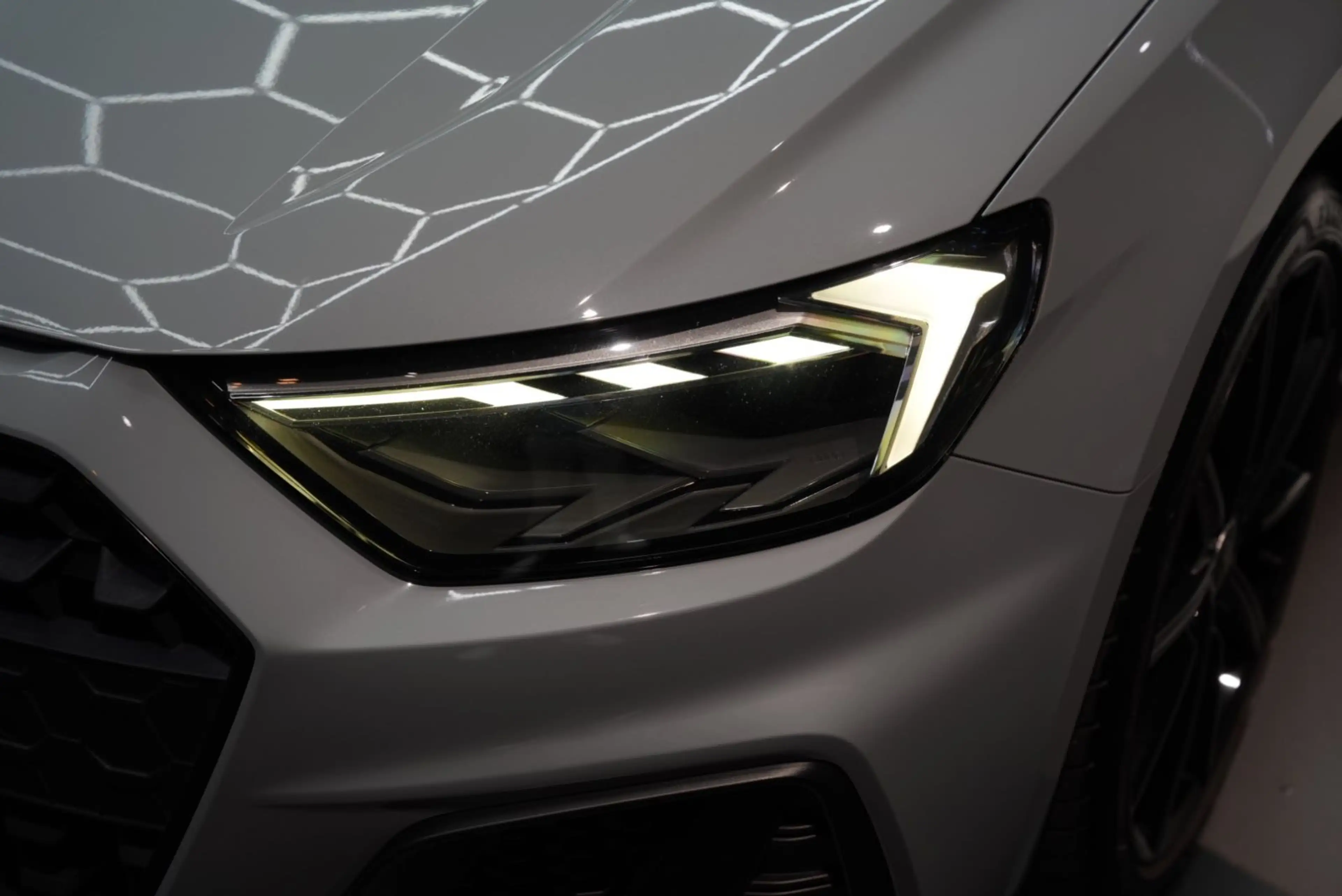 Audi A1 Sportback 35 TFSI S line*KAMERA*LED*2x-S-LINE — photo 2