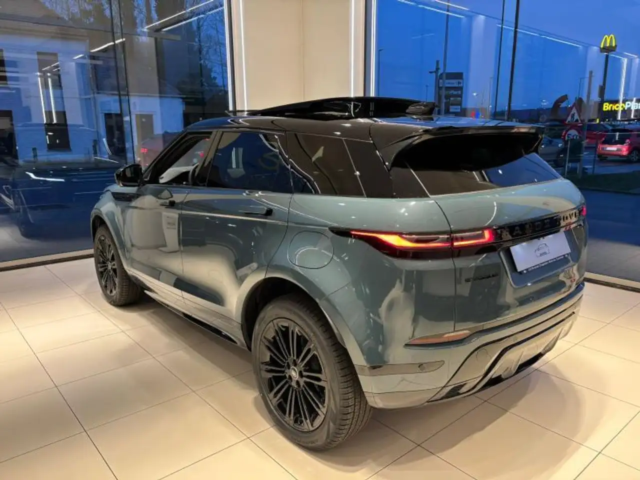 Land Rover Range Rover Evoque 2026