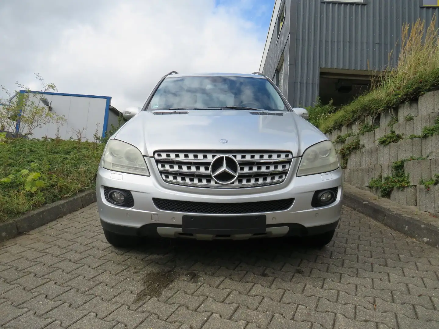 Mercedes-Benz ML 500 *NAVI*LUFTFED*XENON* Silber - 2