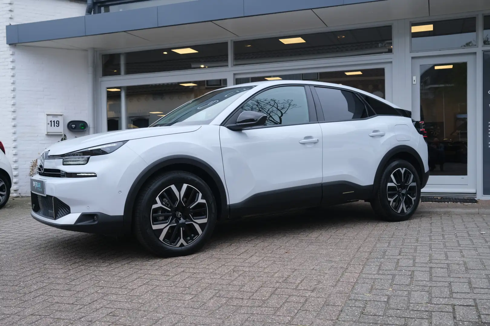 Citroen C4 Hybrid 136 Max Automaat 6 |Stoel- en stuurverwarmi Wit - 2