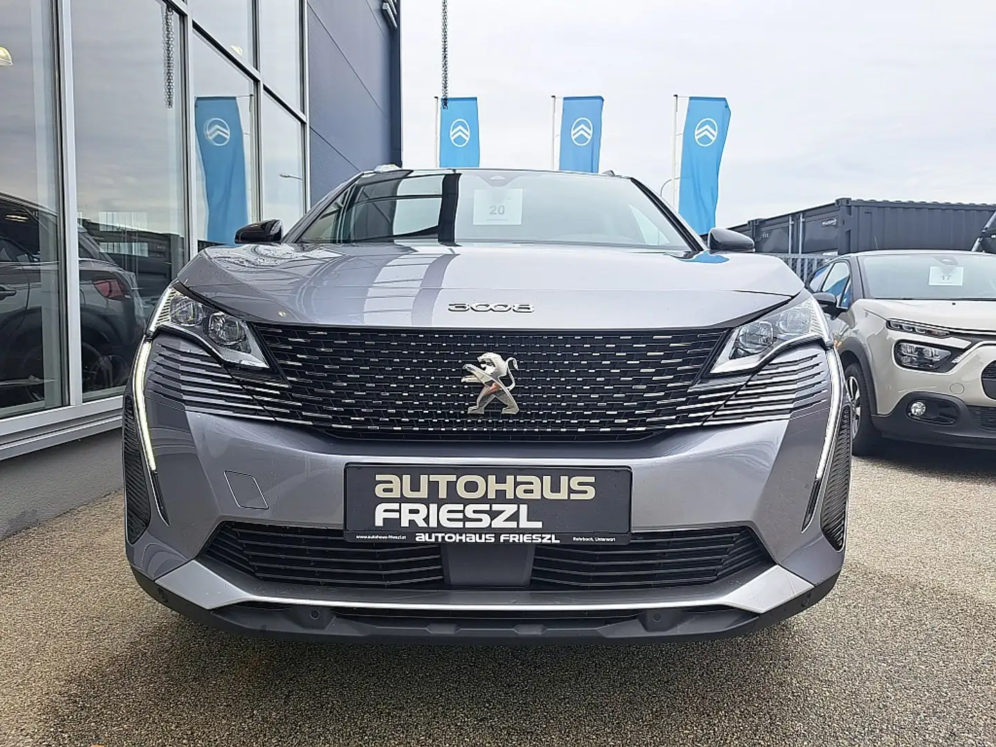 Peugeot 3008 BlueHDi 130 S&S EAT8 GT Grau - 2