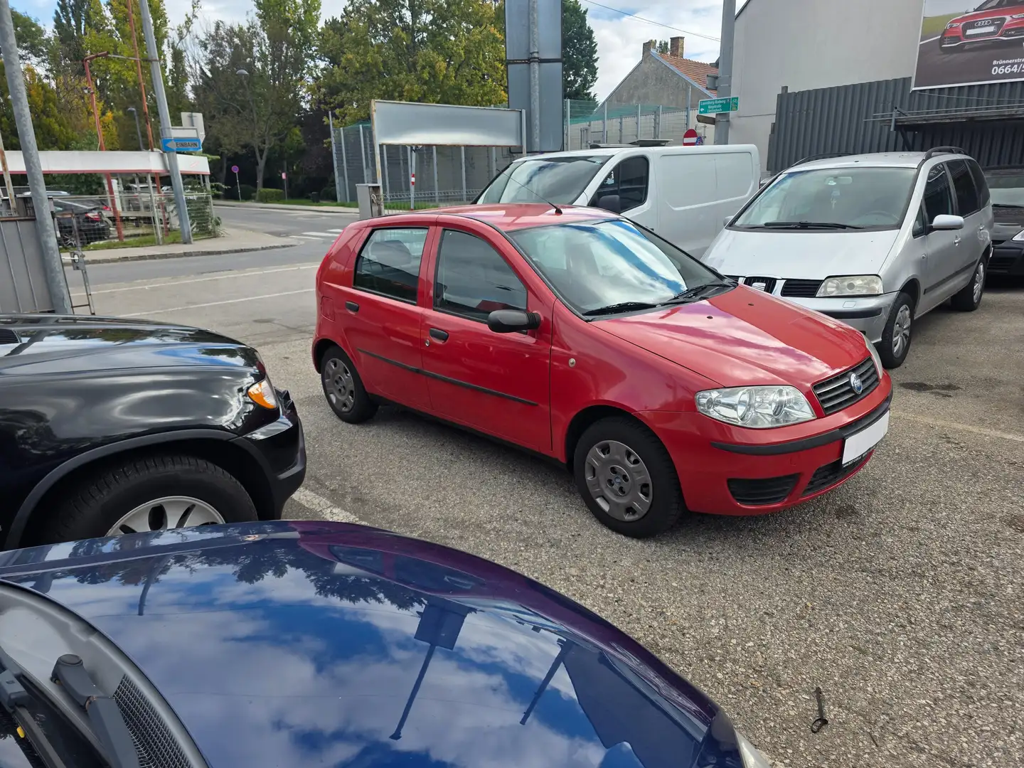 Fiat Punto 1.2 i *NEUES Pi+SERVICE Rot - 1