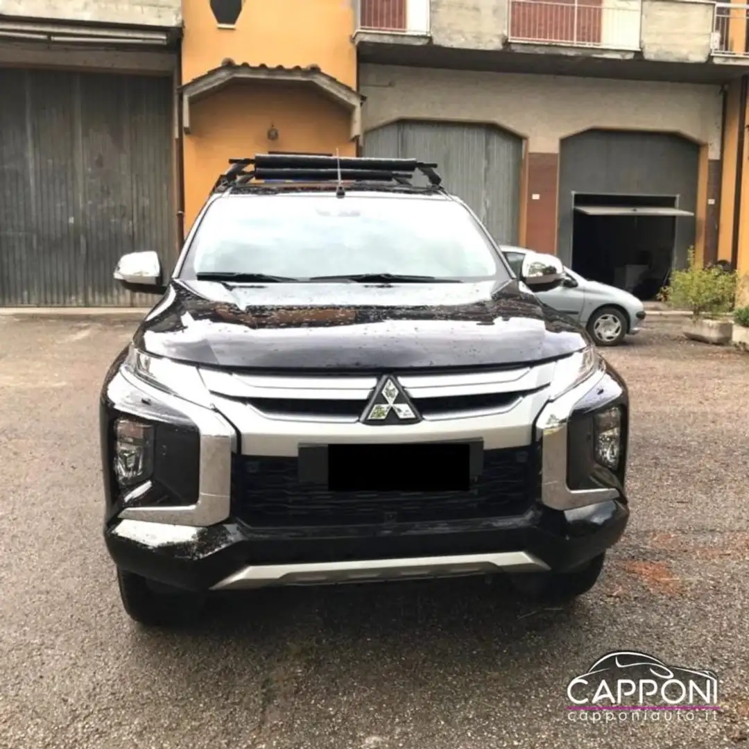 Mitsubishi L200 2.3 D Double Cab 4x4 Nero - 2