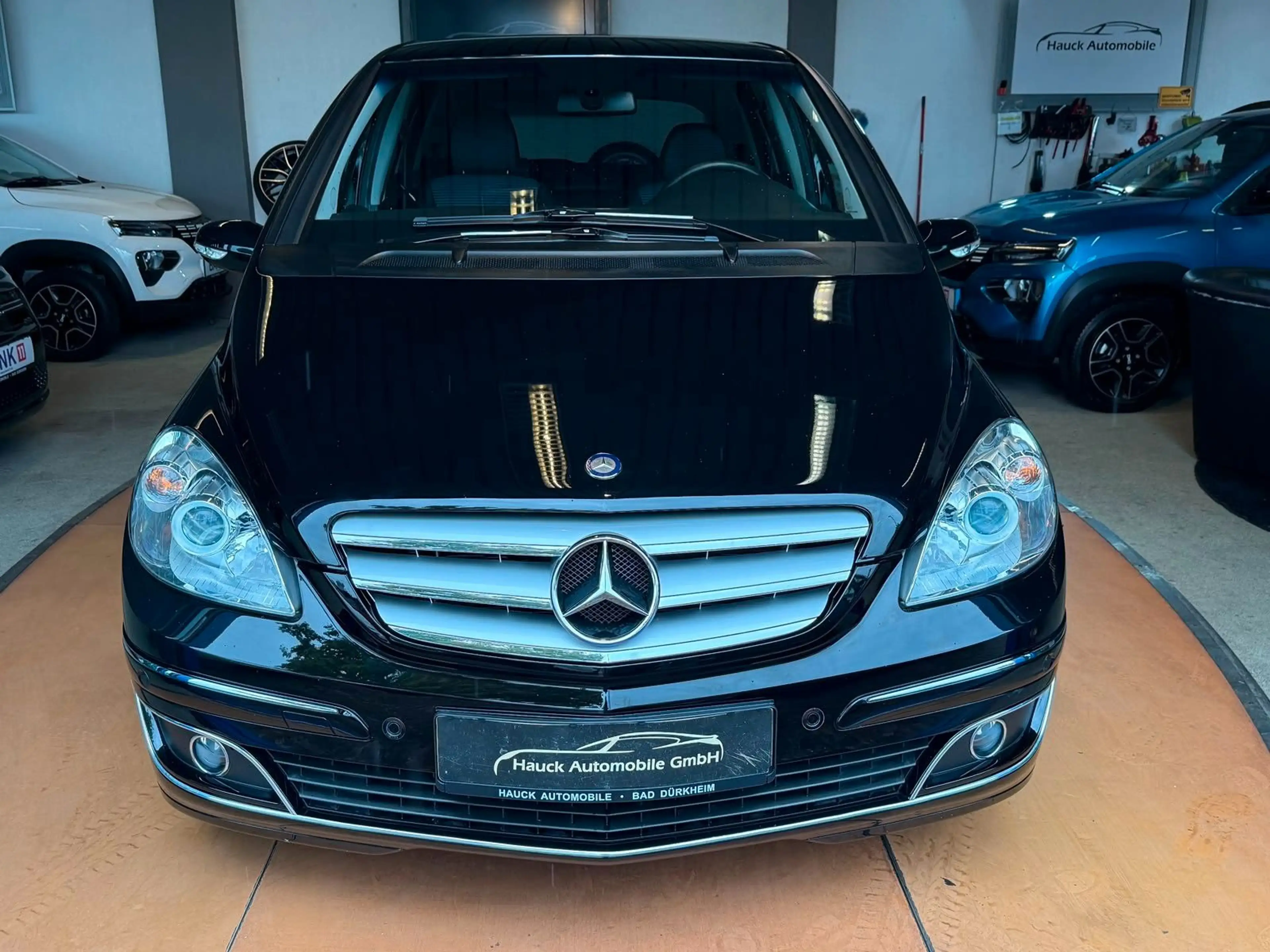 Mercedes-Benz B 200 Turbo Automatik / Teilleder / Navi — photo 7