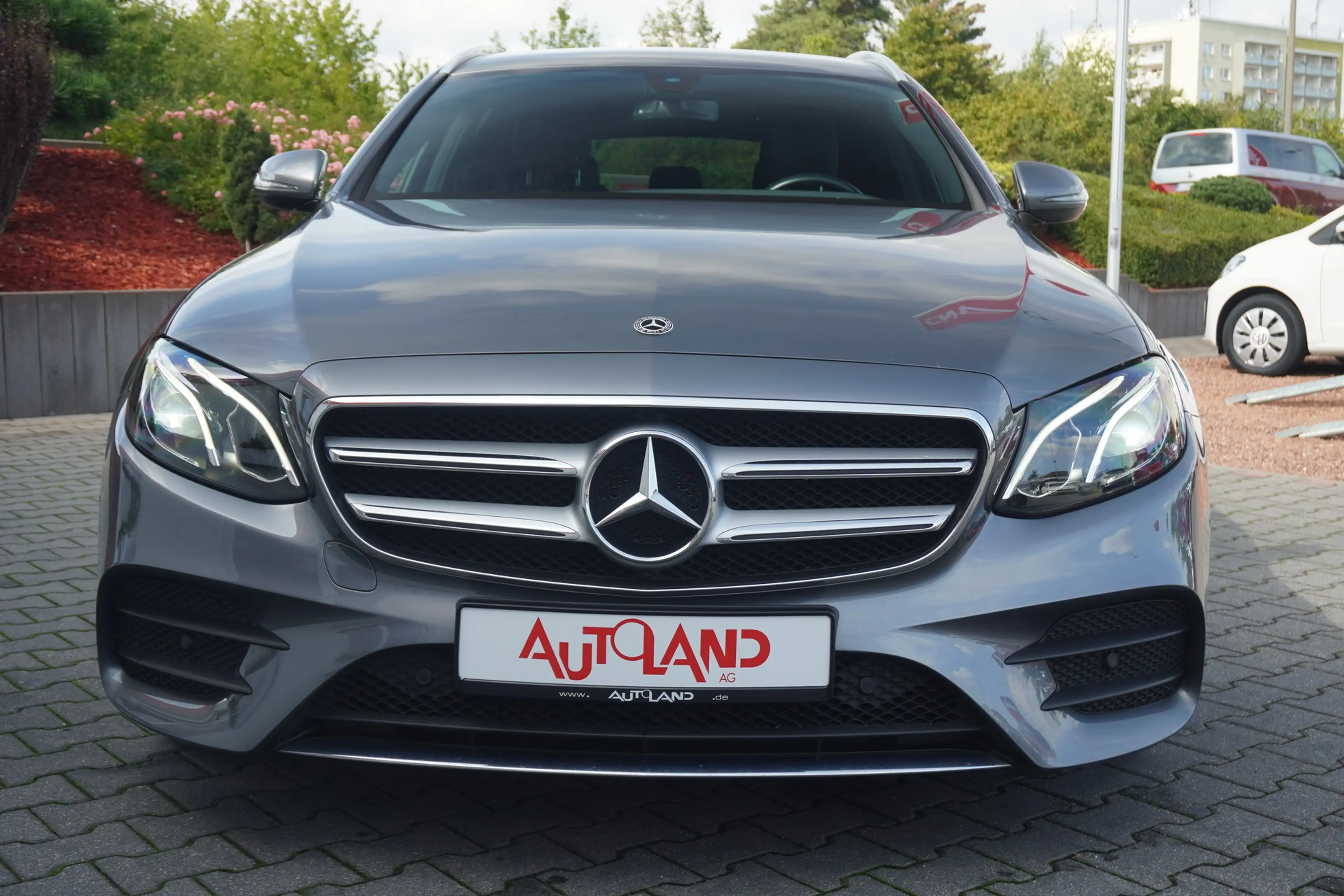 Mercedes-Benz E 200 E200 T-Modell AMG Line LED Navi Tempomat DAB — photo 8
