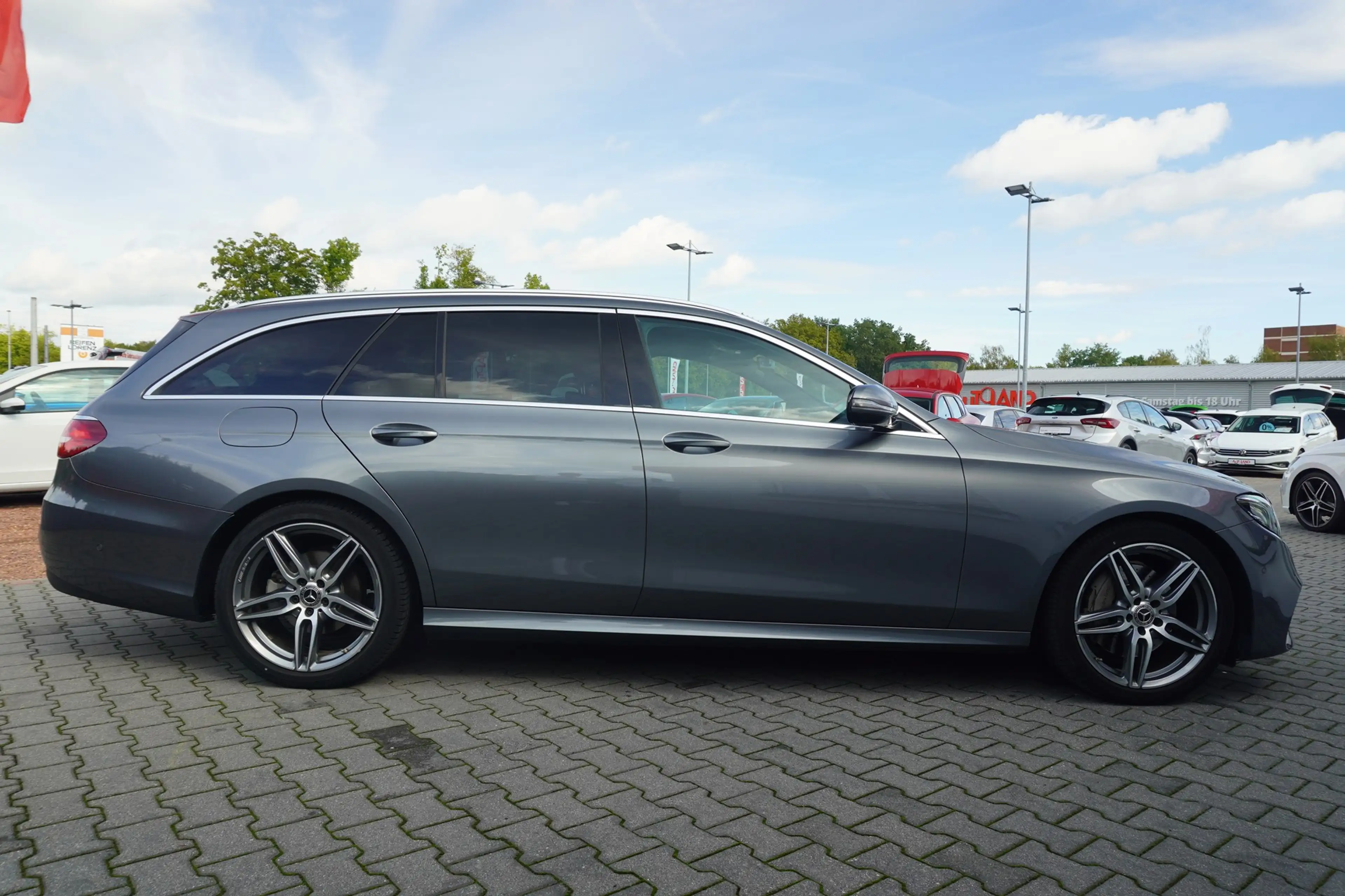 Mercedes-Benz E 200 E200 T-Modell AMG Line LED Navi Tempomat DAB — photo 6