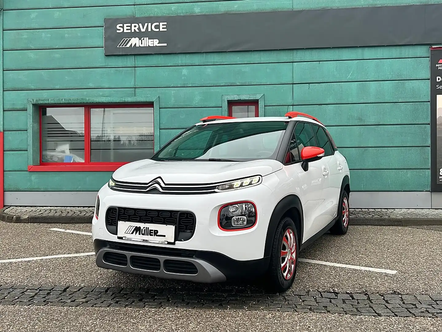 Citroen C3 Aircross BlueHDi 100 S&S 6-Gang-Manuell Shine Weiß - 1