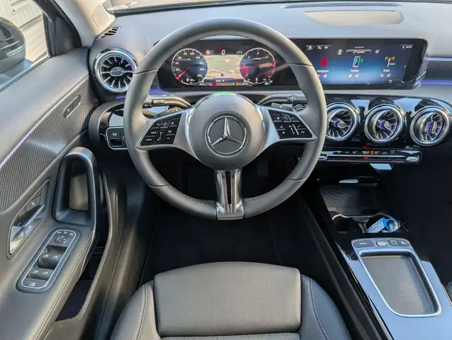 Mercedes-Benz A-Class view 18