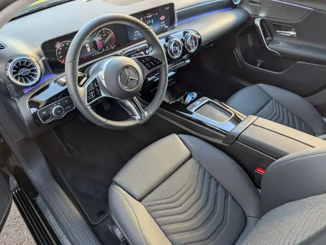 Mercedes-Benz A-Class view 14
