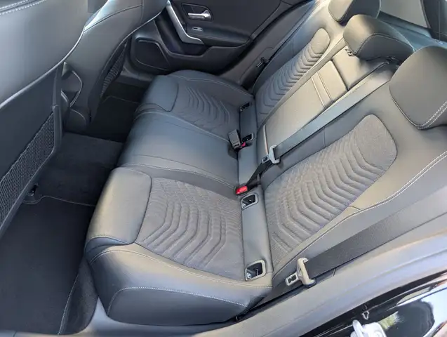 Mercedes-Benz A-Class view 22