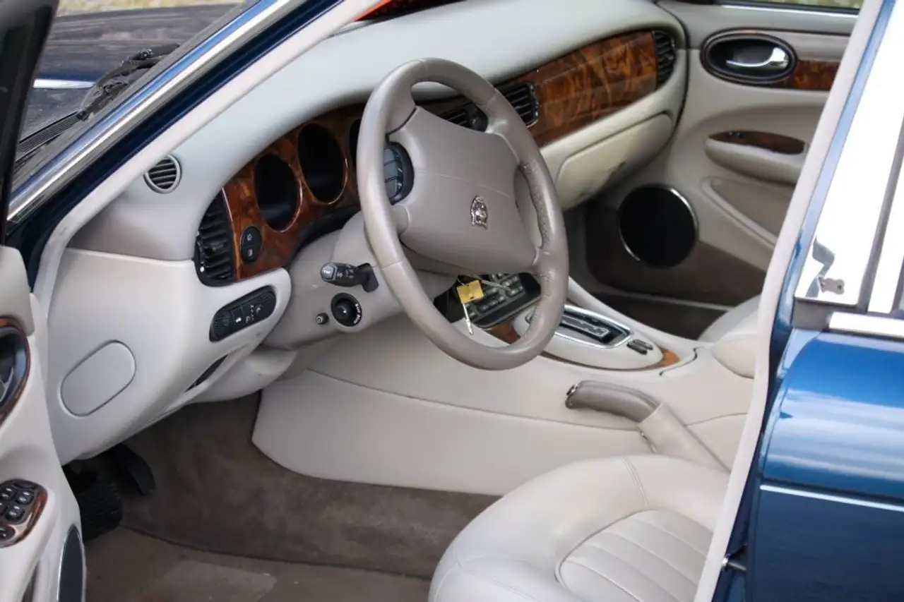 Jaguar XJ Sovereign 3 Jahre Garantie Ausnahmefahrzeug, foto 3