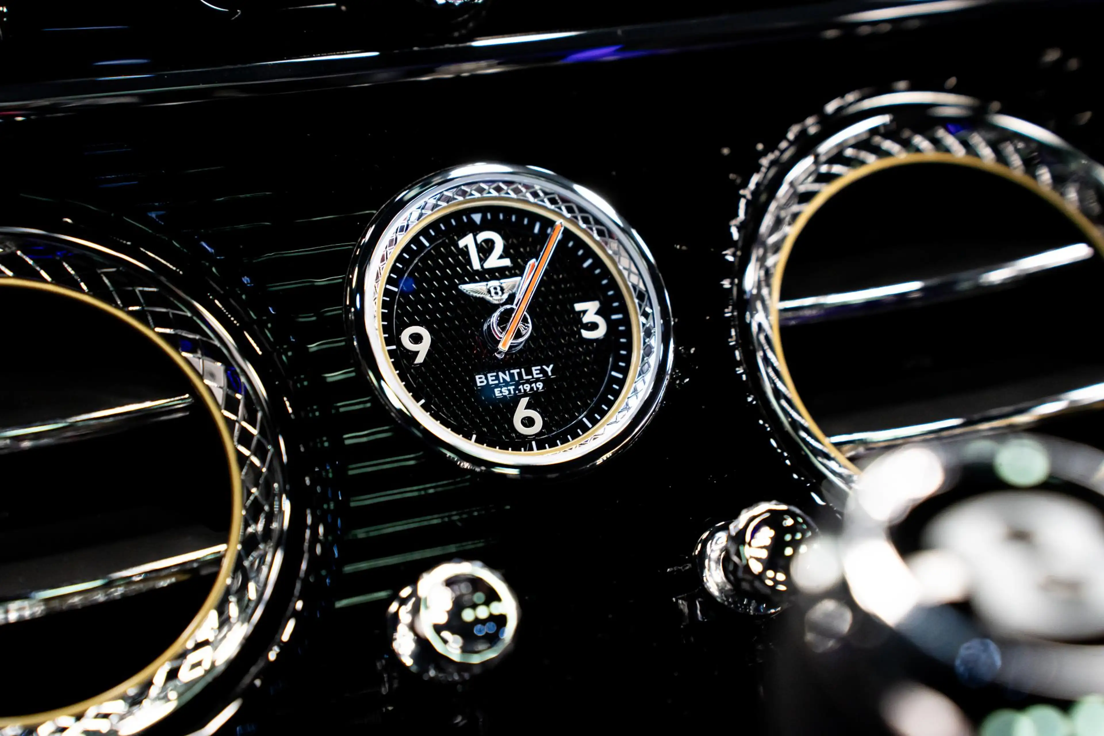 Bentley Continental GT 4.0 V8 *NAIM / Panorama / Stoelventilatie- + massa — photo 48