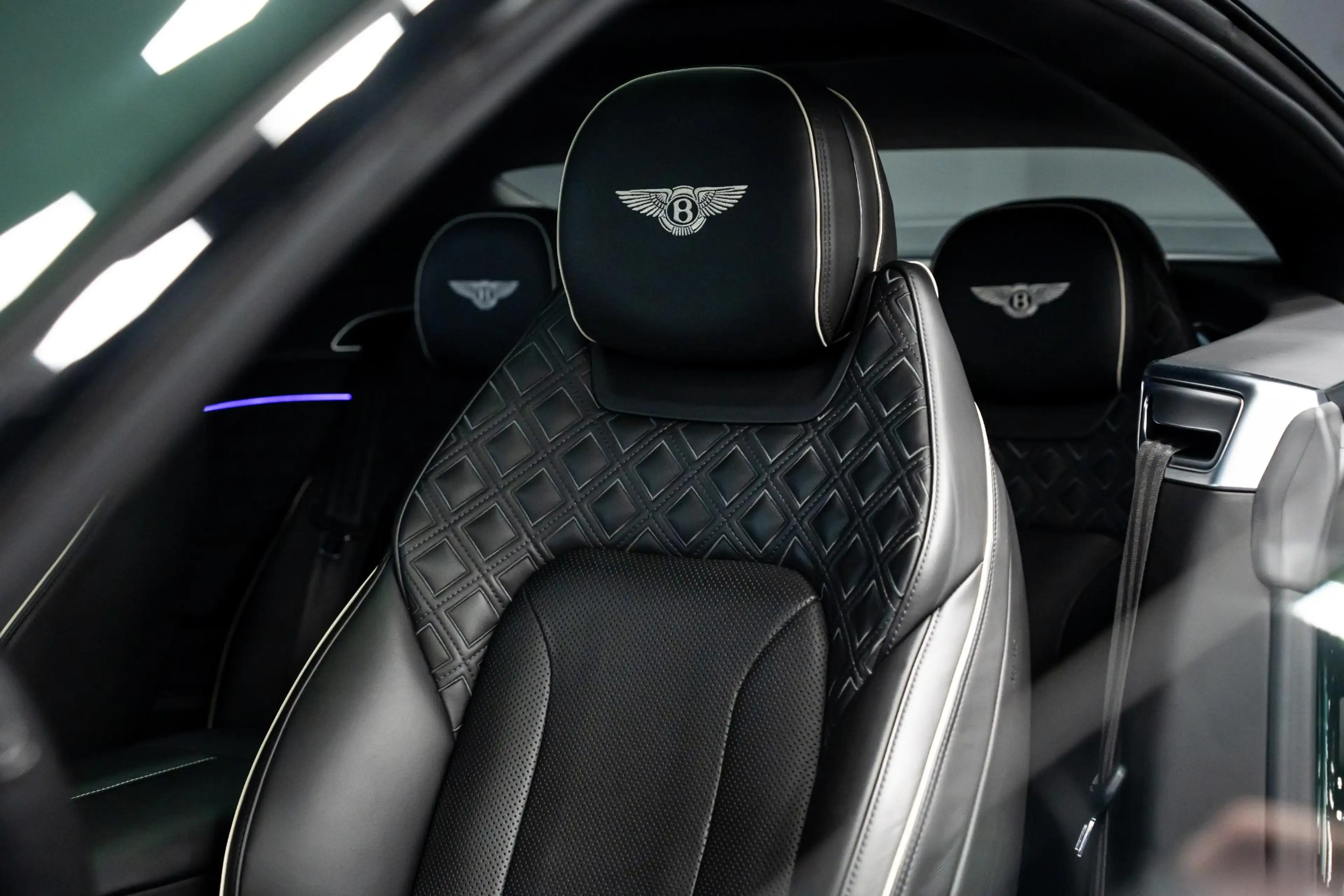 Bentley Continental GT 4.0 V8 *NAIM / Panorama / Stoelventilatie- + massa — photo 12