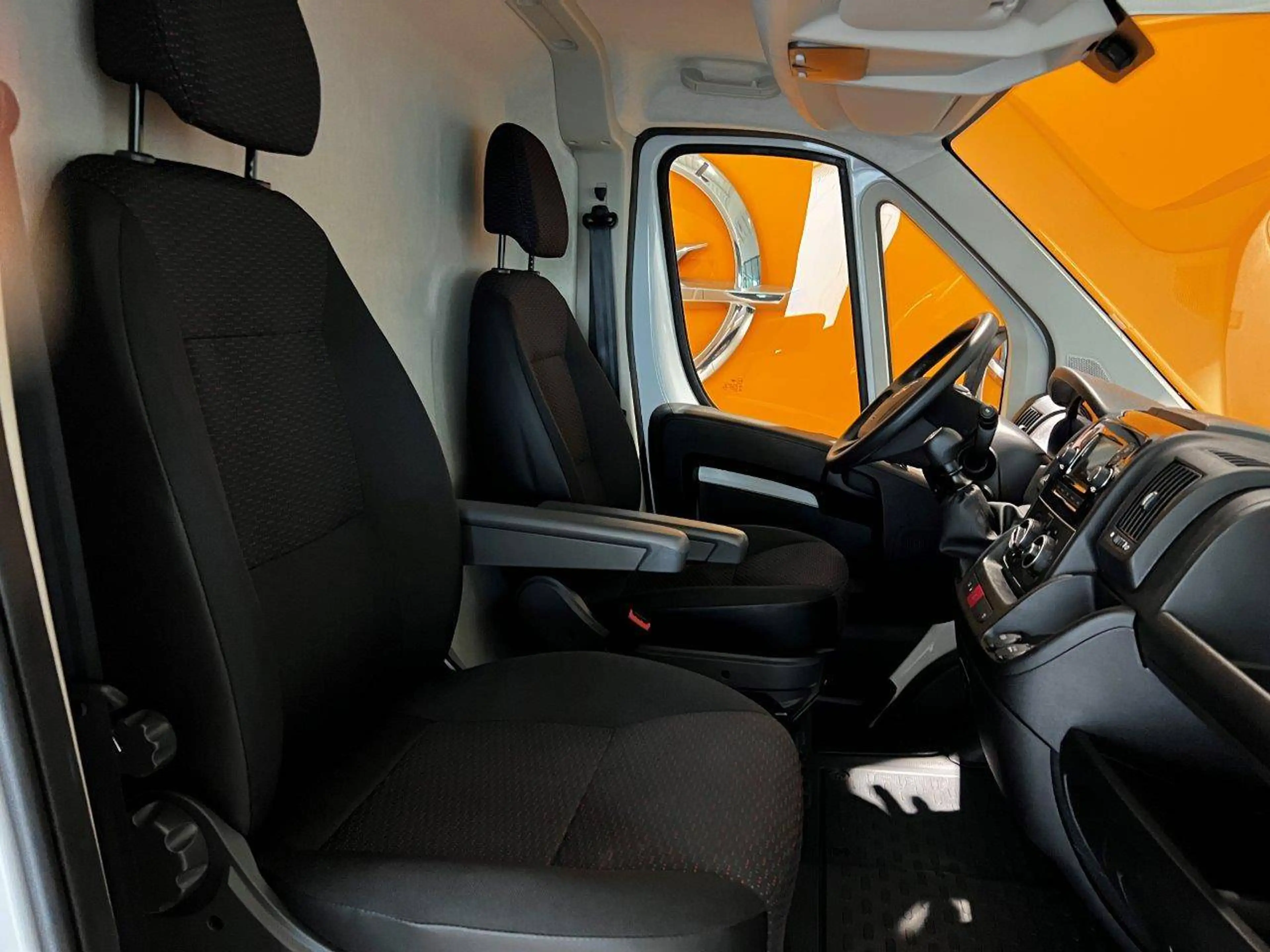Opel Movano Movano 2.2 D L3H2 2WD VA - AHK - Klima - PDC — photo 10