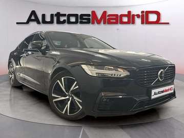 2.0 B5 D AWD Momentum Pro Auto
