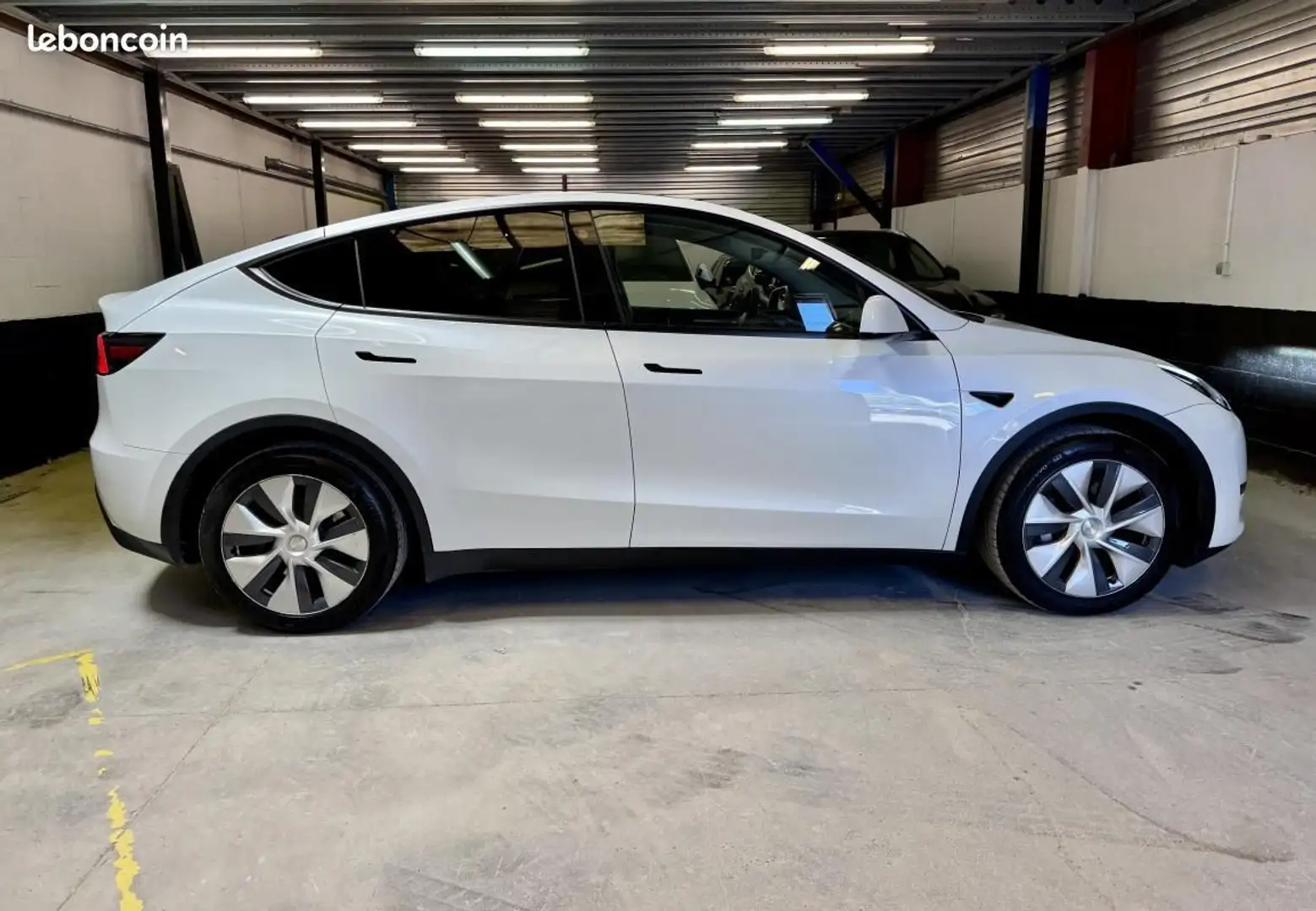 Tesla Model Y Grande Autonomie Long Range Dual Motor 514 ch AWD  Wit - 2