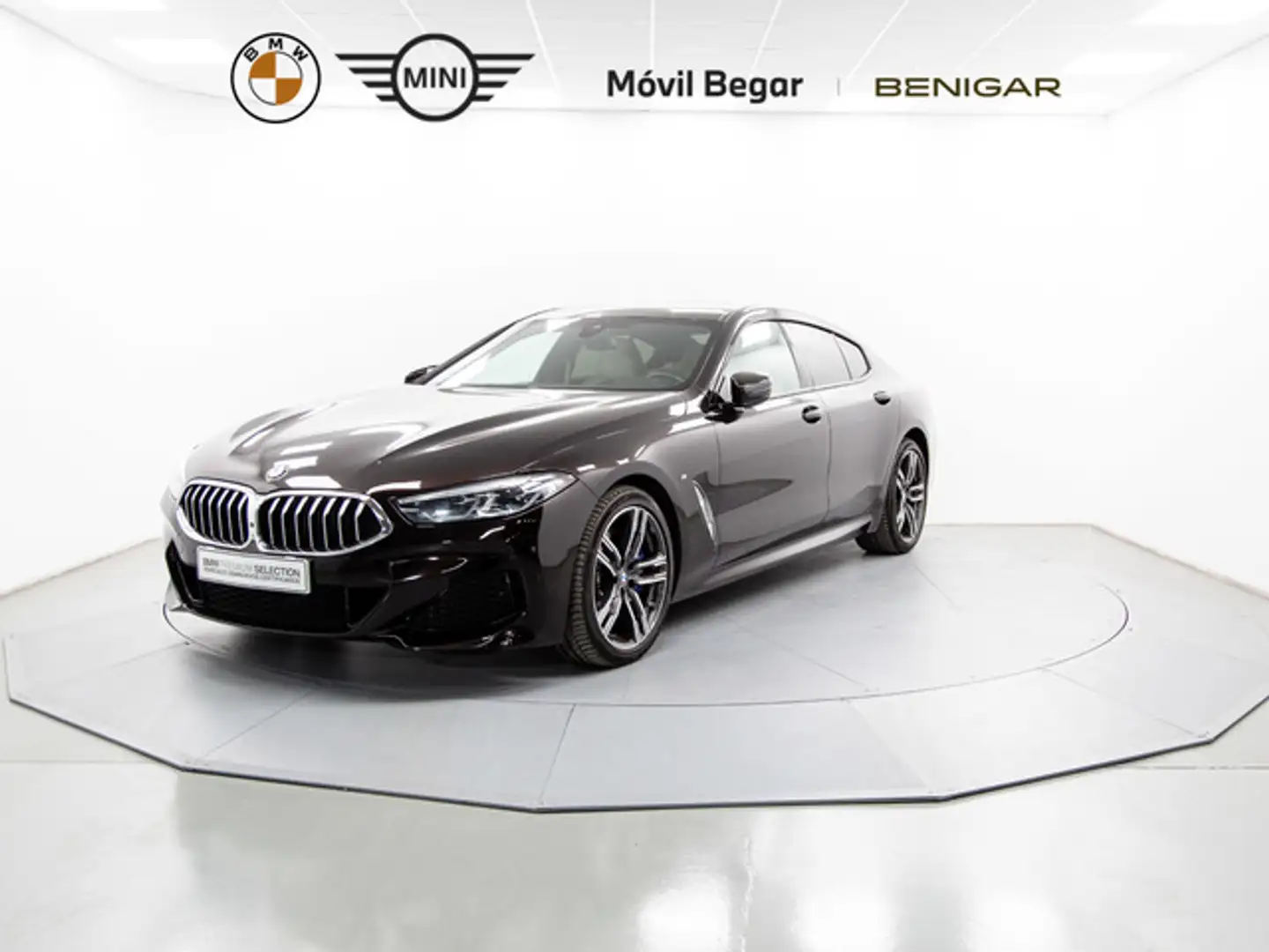 BMW 840 840d Gran Coupé xDrive Braun - 1