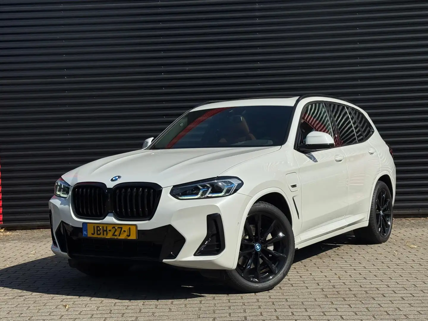 BMW X3 BMW X3 xDrive30e M Sport | Laserlight | HUD | 360° Weiß - 1