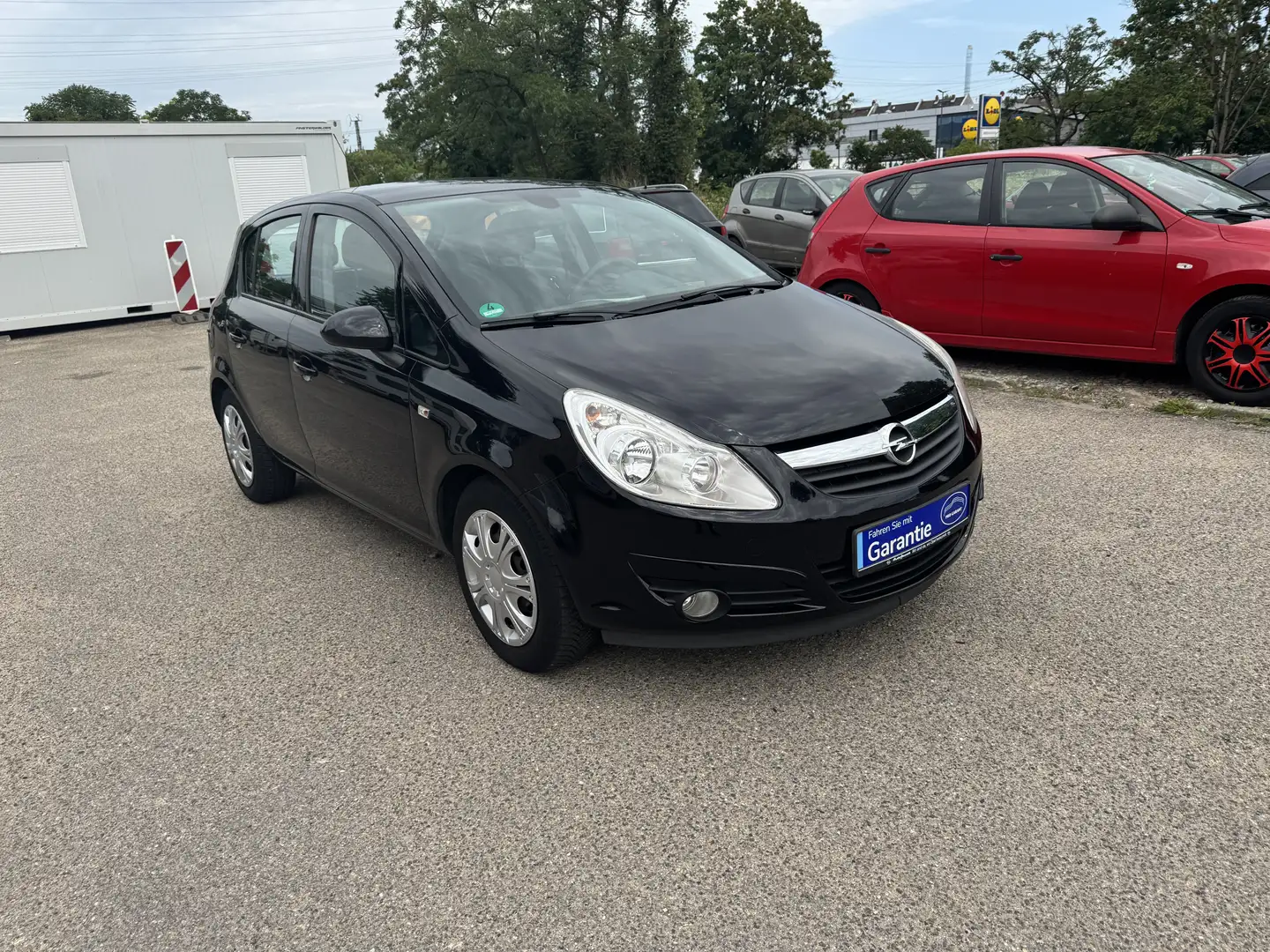 Opel Corsa Edition Schwarz - 1