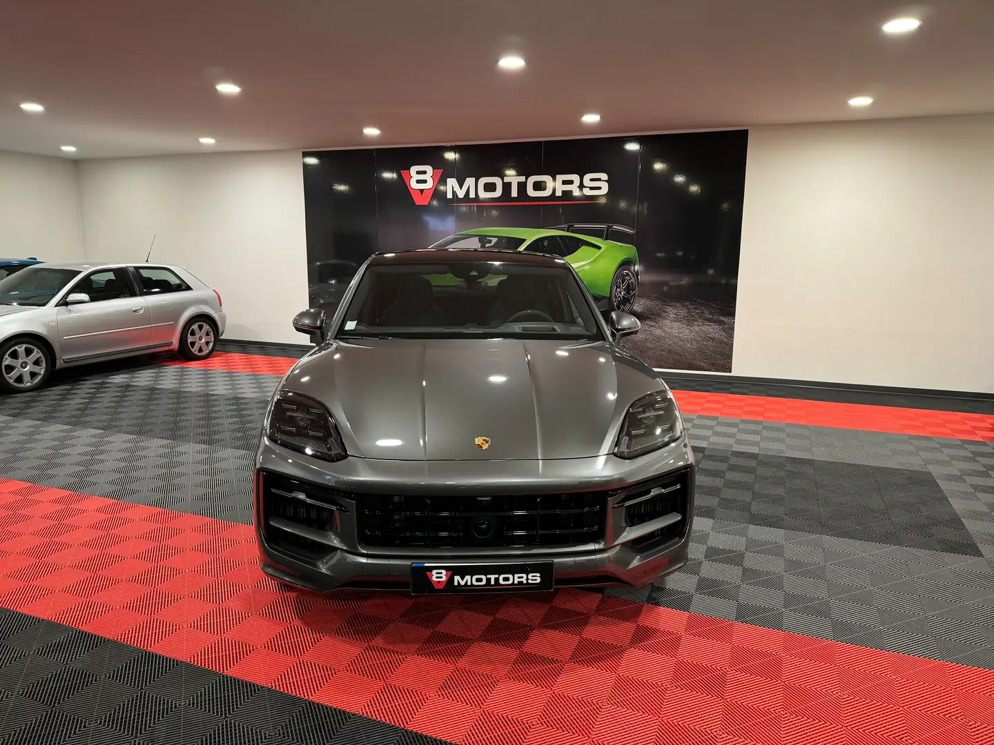 Porsche Cayenne Coupe E-Hybrid 3.0 V6 470 ch Tiptronic BVA Сірий - 2