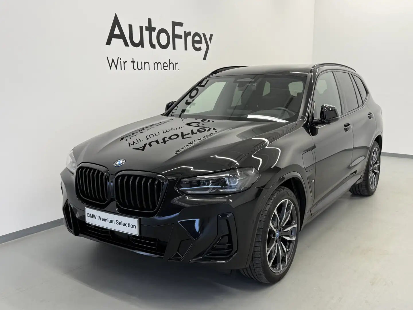 BMW X3 xDrive30e Schwarz - 1