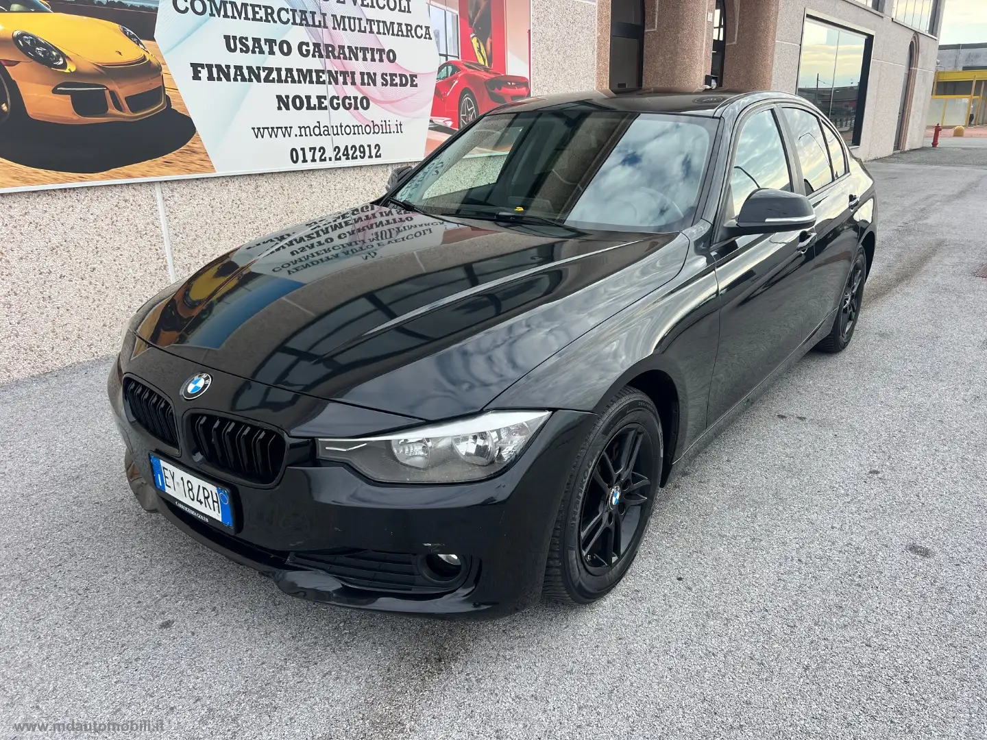 BMW 318 318d Business aut. BERLINA AUTOMATICO Noir - 1