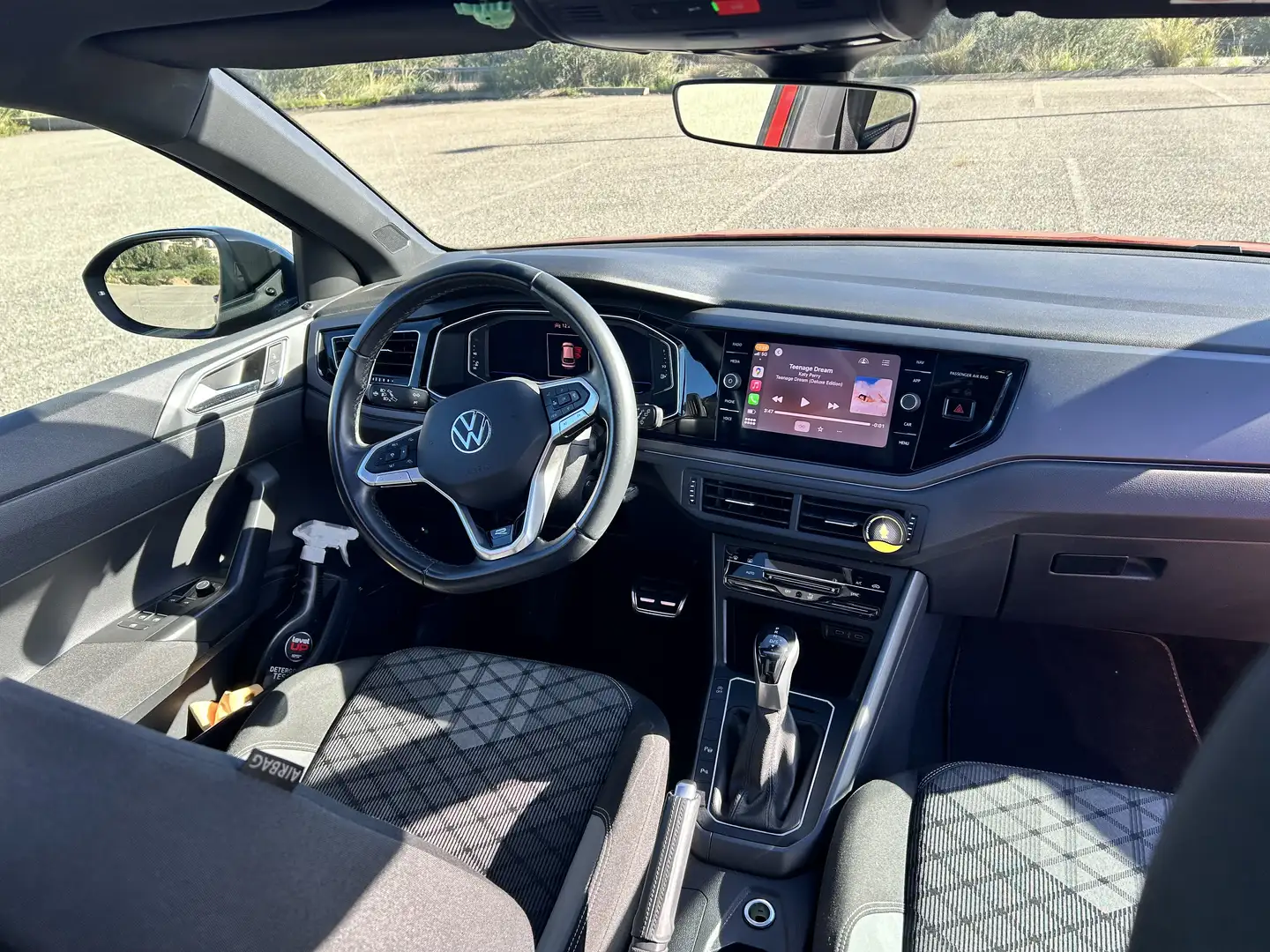 Volkswagen Taigo 1.0 tsi R-Line 110cv dsg - 1