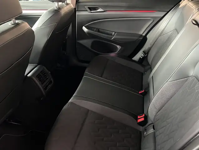 Volkswagen Golf view 7