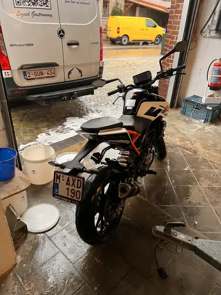 KTM 125 Duke - foto 7
