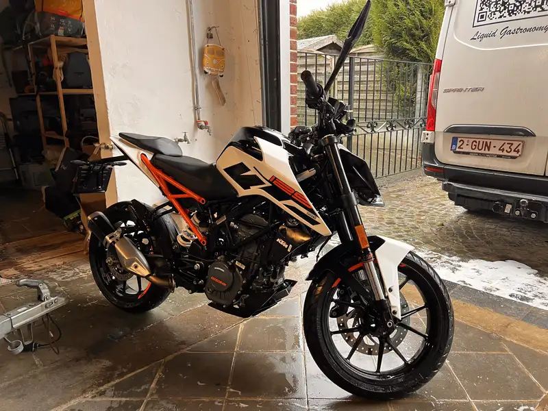 KTM 125 Duke - foto 6