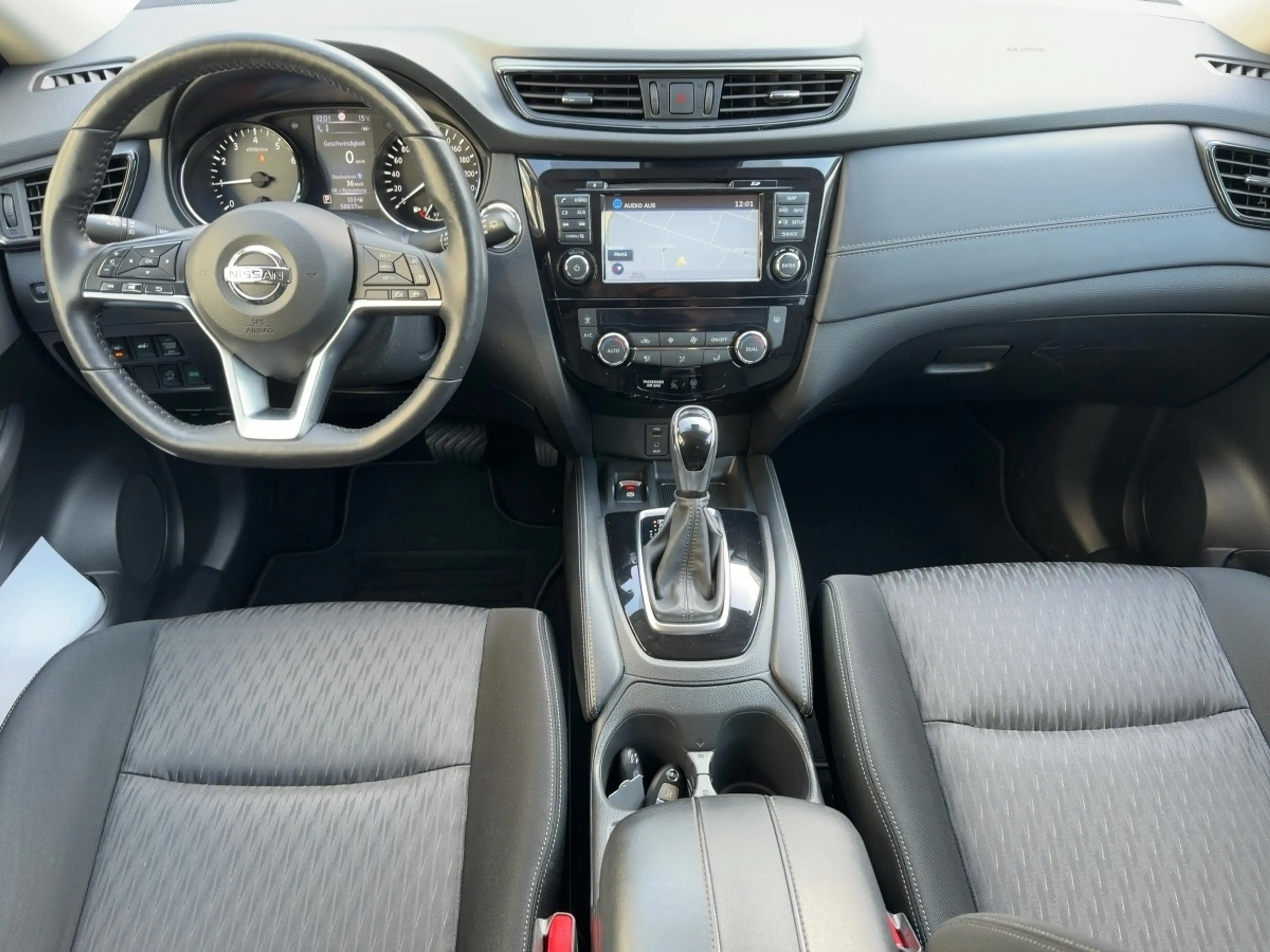 Nissan X-Trail 1.3 DIG-T N-CONNECTA 159PS NAVI — photo 8