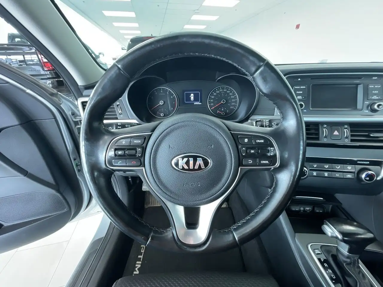 Kia Optima снимка Kia Optima