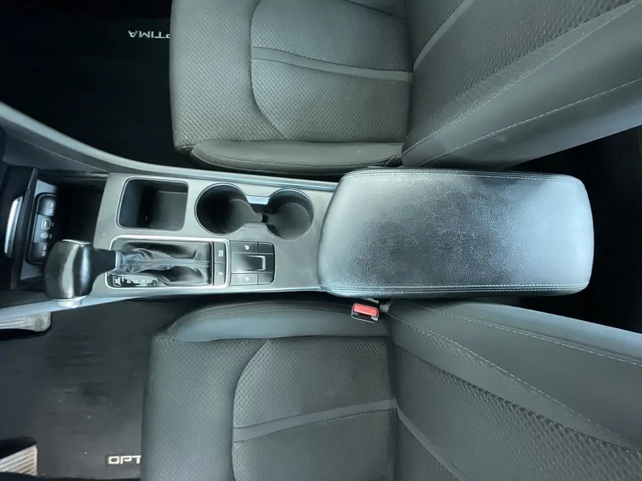 Kia Optima снимка Kia Optima