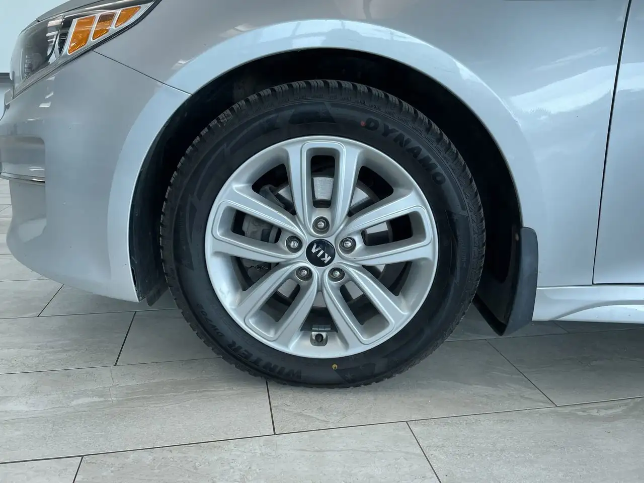 Kia Optima снимка Kia Optima