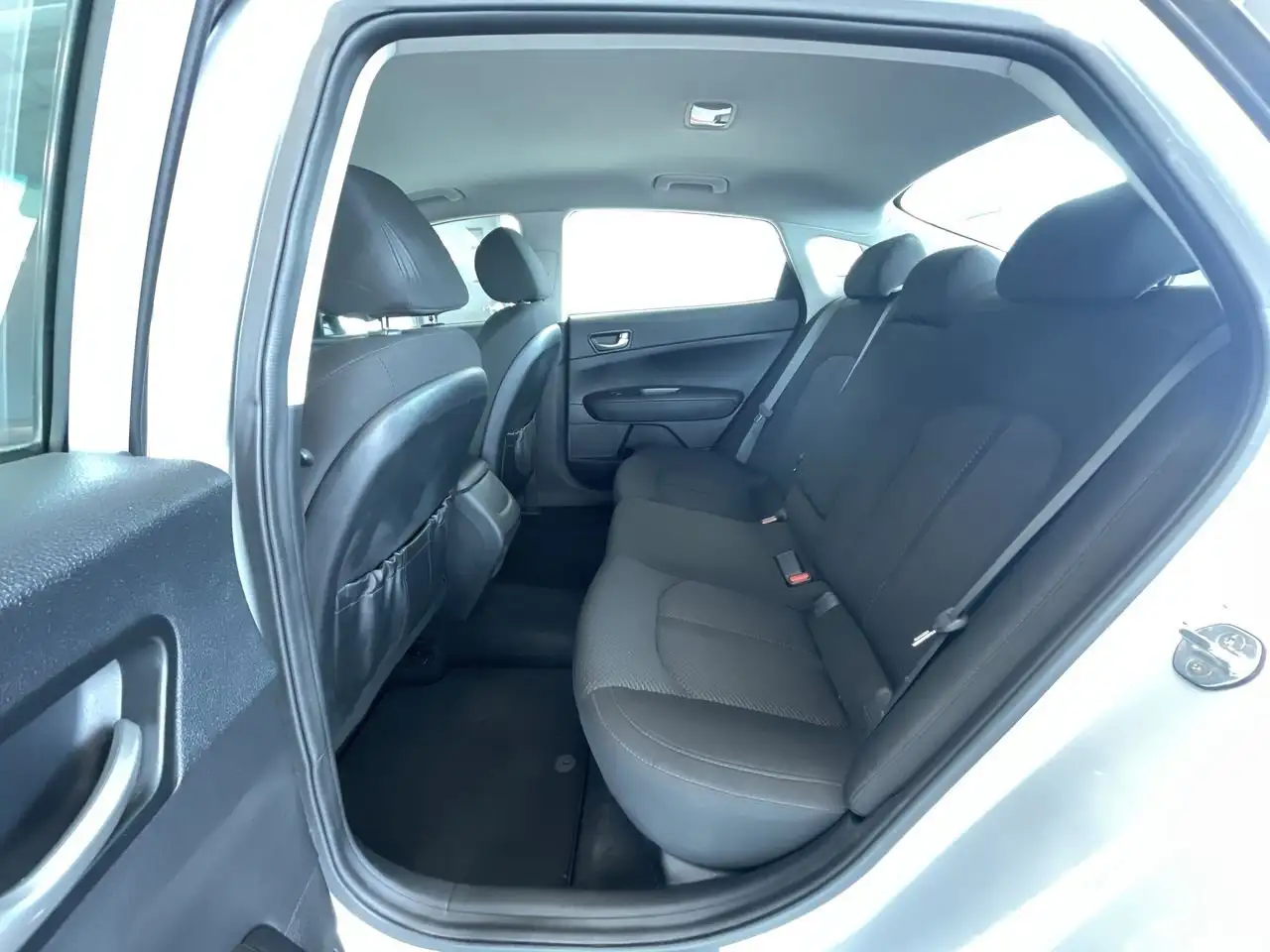 Kia Optima снимка Kia Optima