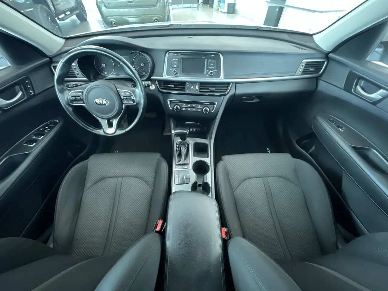 Kia Optima снимка Kia Optima