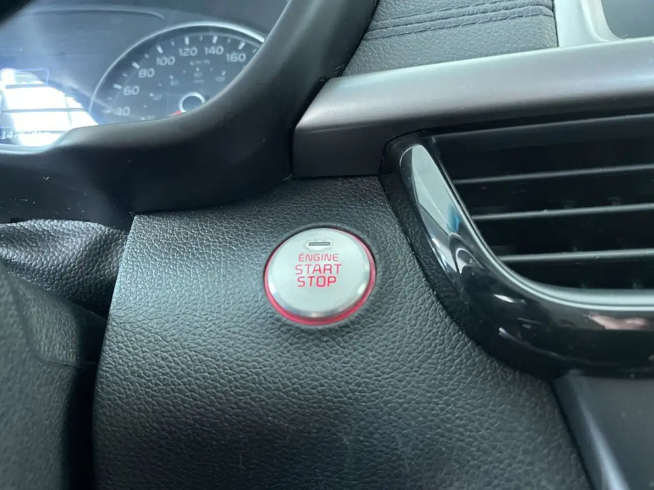 Kia Optima снимка Kia Optima