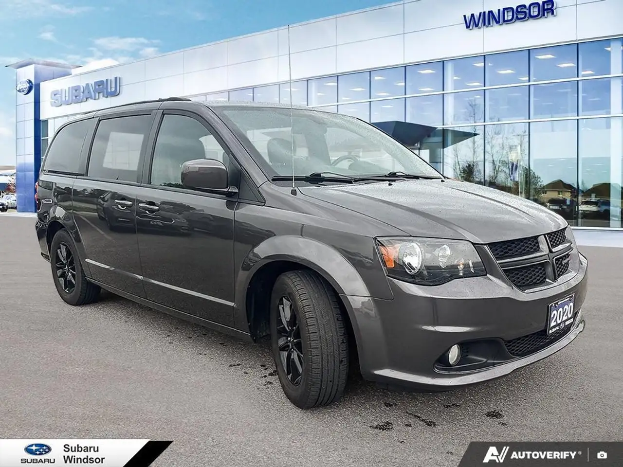 Dodge Grand Caravan снимка Dodge Grand Caravan