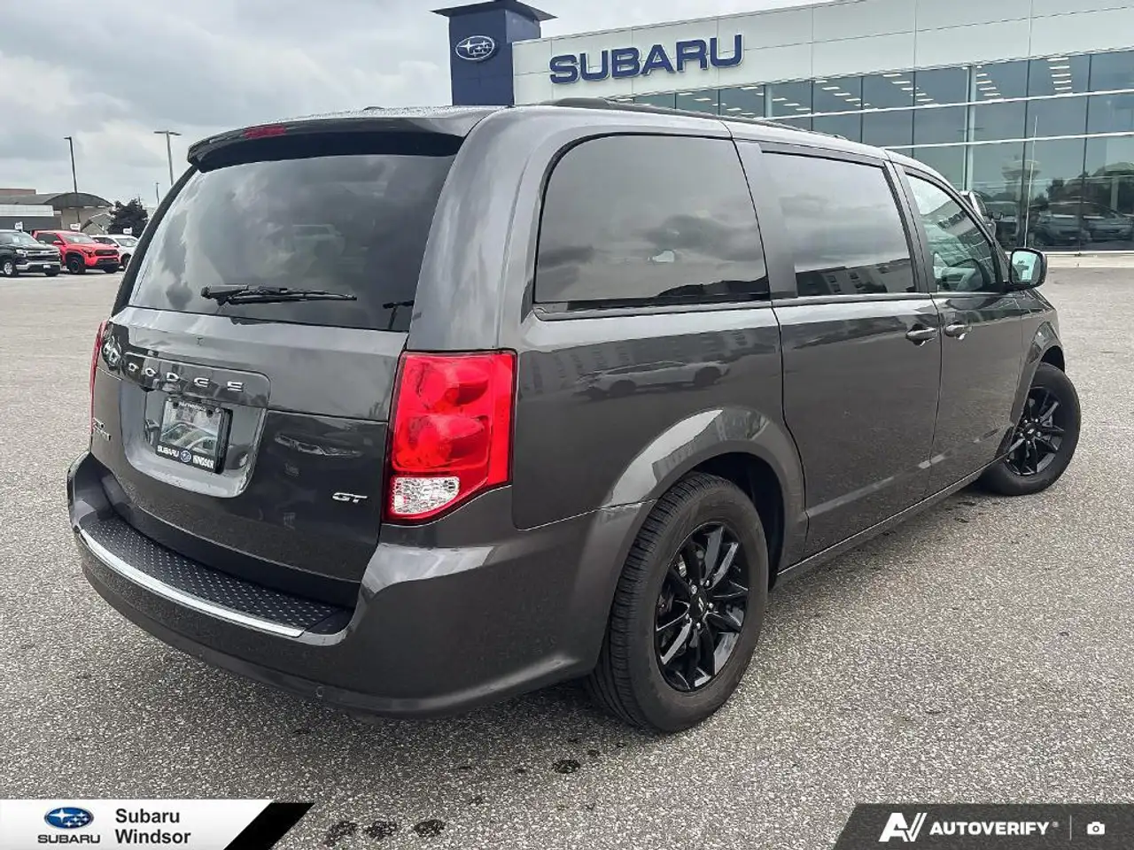Dodge Grand Caravan снимка Dodge Grand Caravan