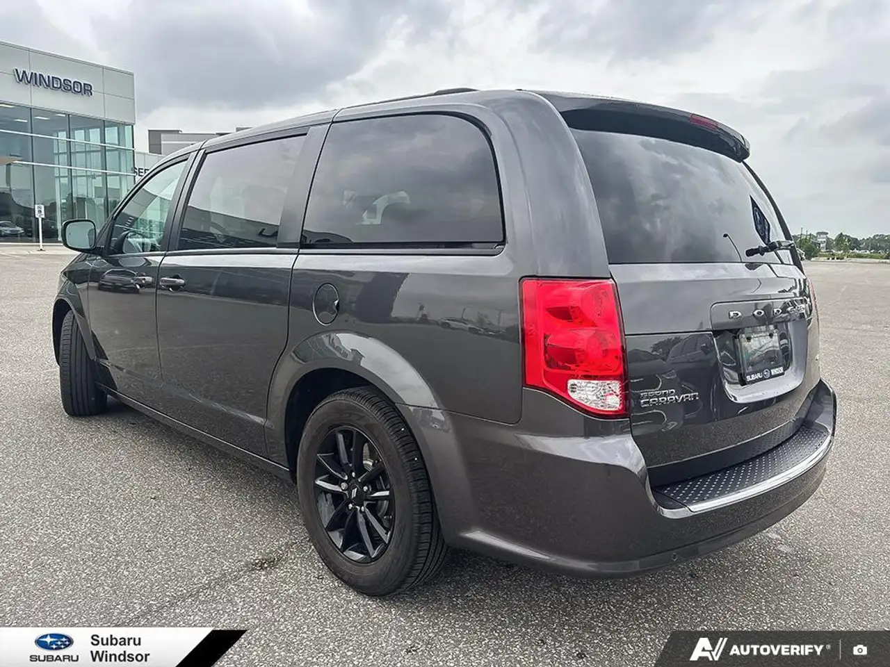 Dodge Grand Caravan снимка Dodge Grand Caravan