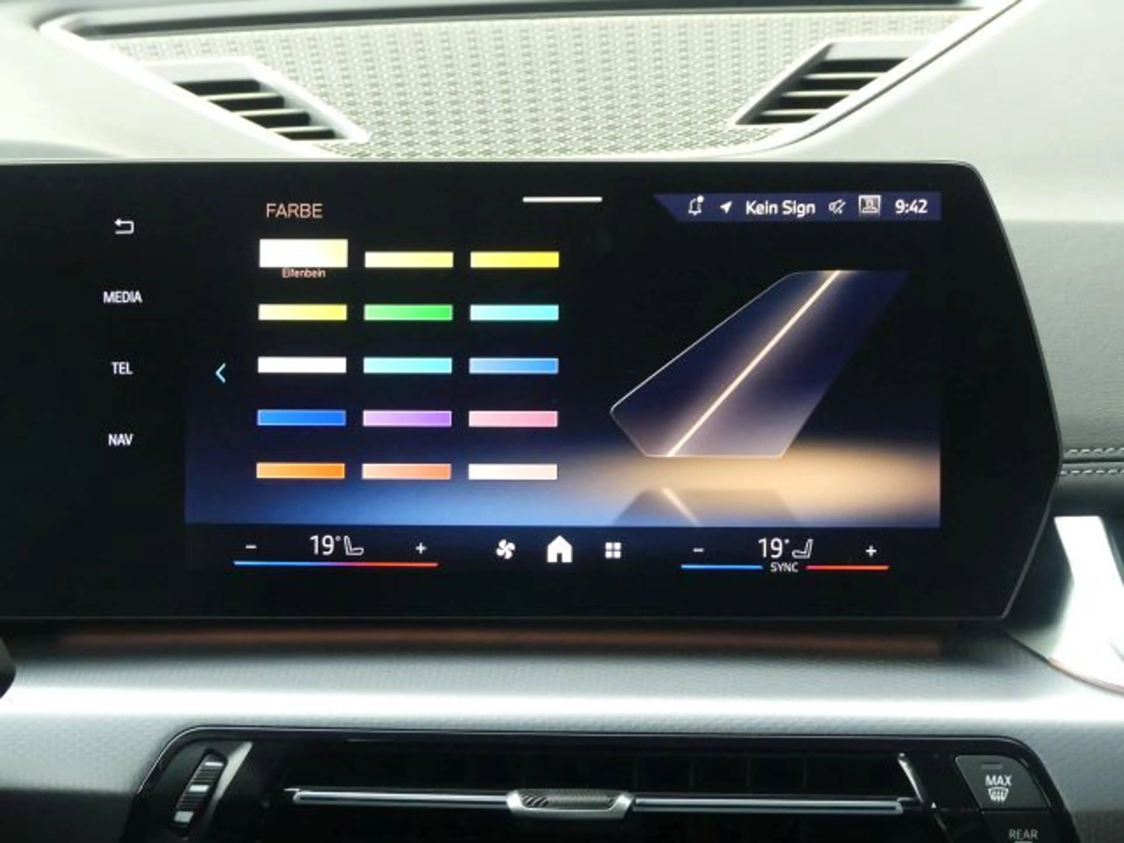 BMW X1 sDrive20iM Sport el.Sitze+Massage°HarmKard. — photo 24