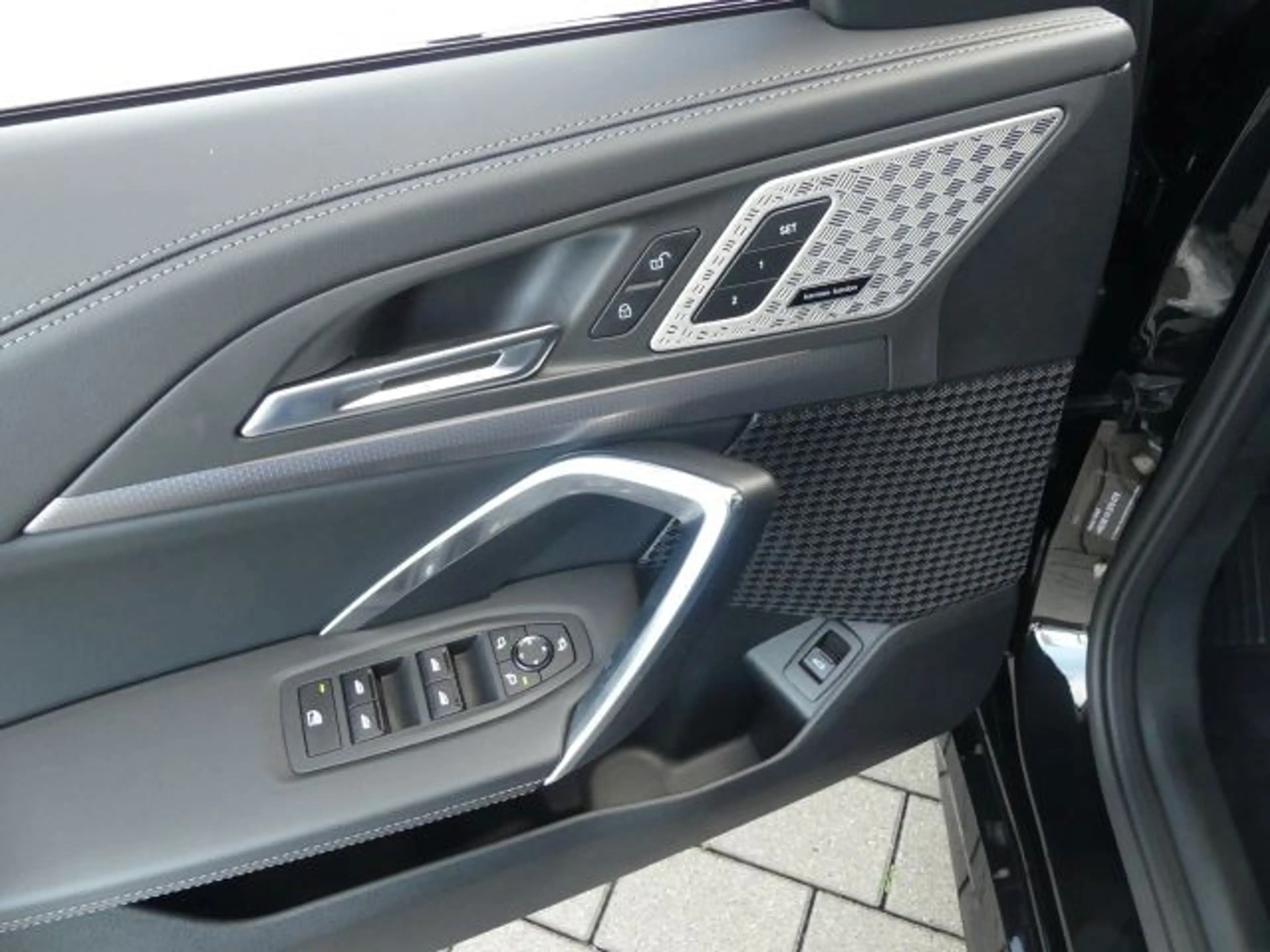 BMW X1 sDrive20iM Sport el.Sitze+Massage°HarmKard. — photo 11