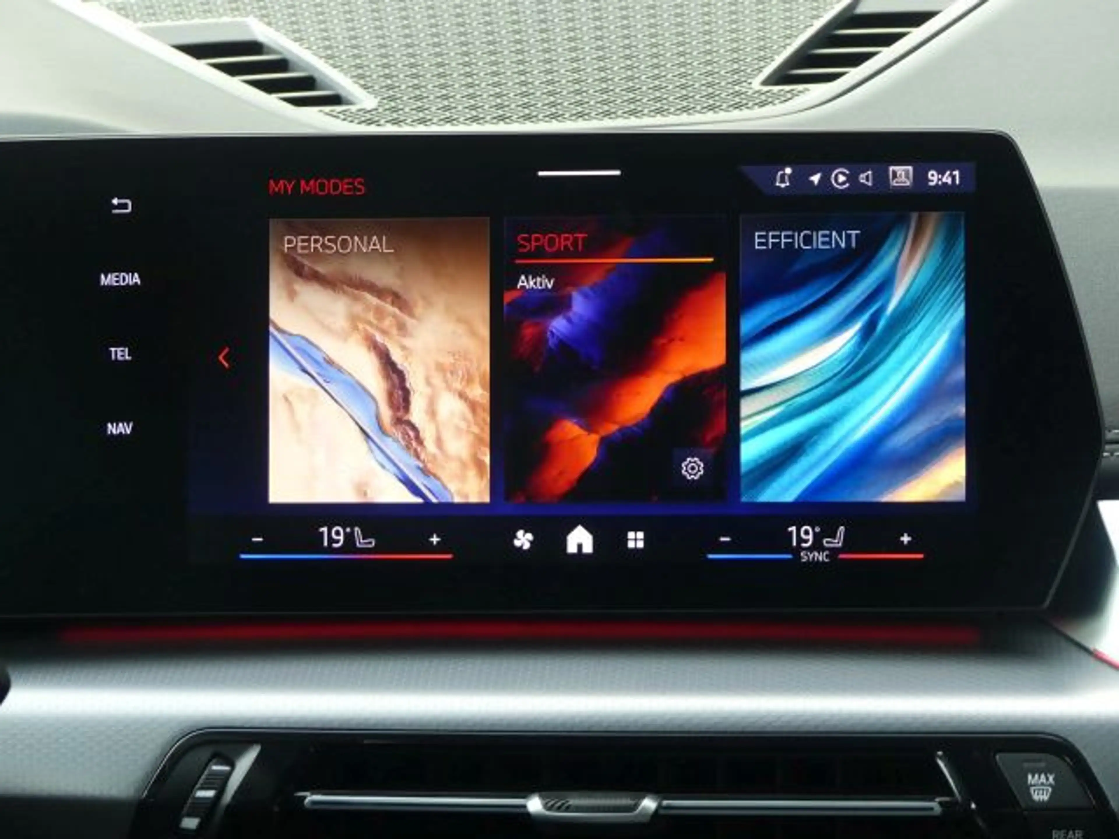 BMW X1 sDrive20iM Sport el.Sitze+Massage°HarmKard. — photo 22