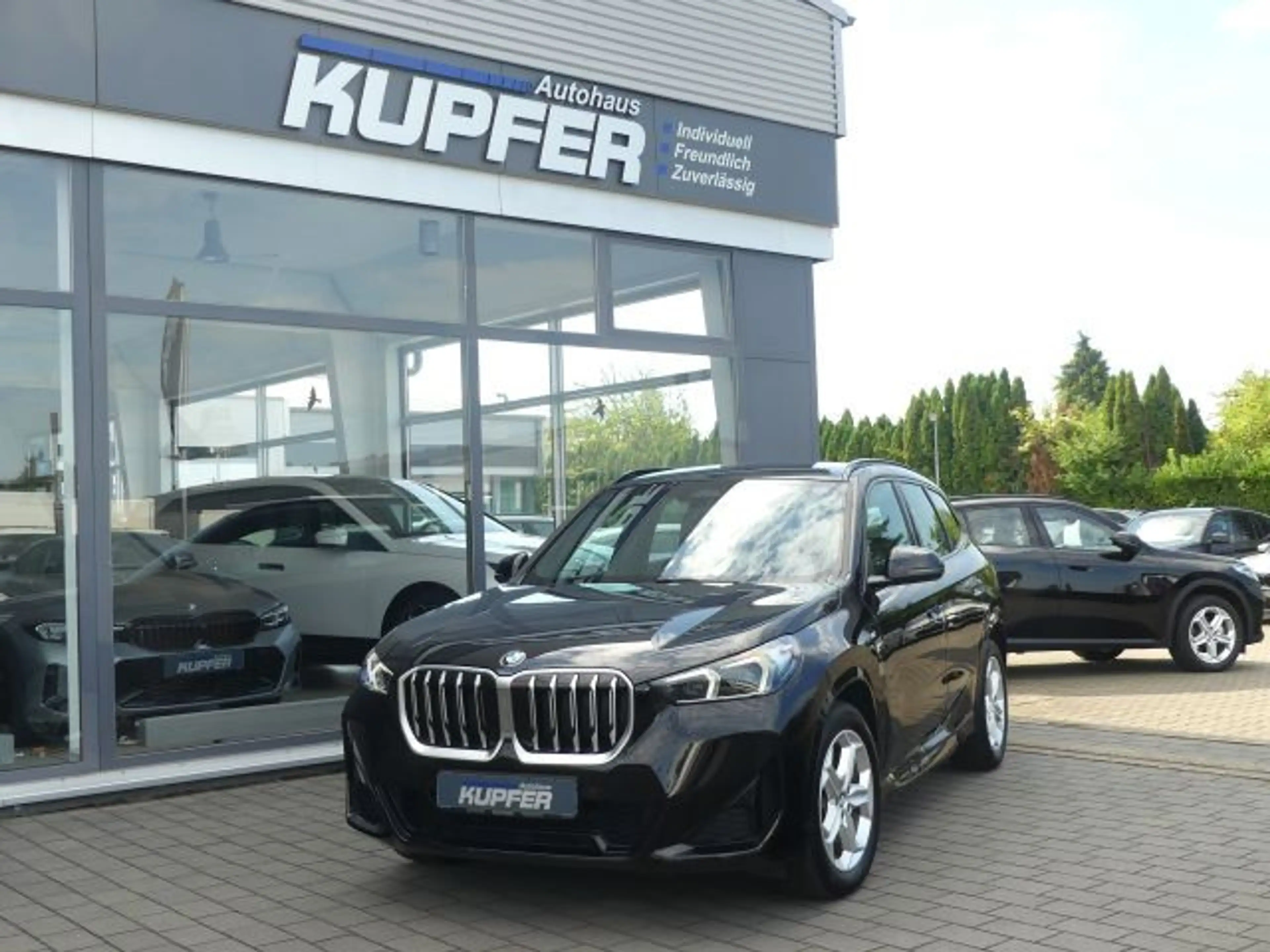 BMW X1 sDrive20iM Sport el.Sitze+Massage°HarmKard. — photo 29