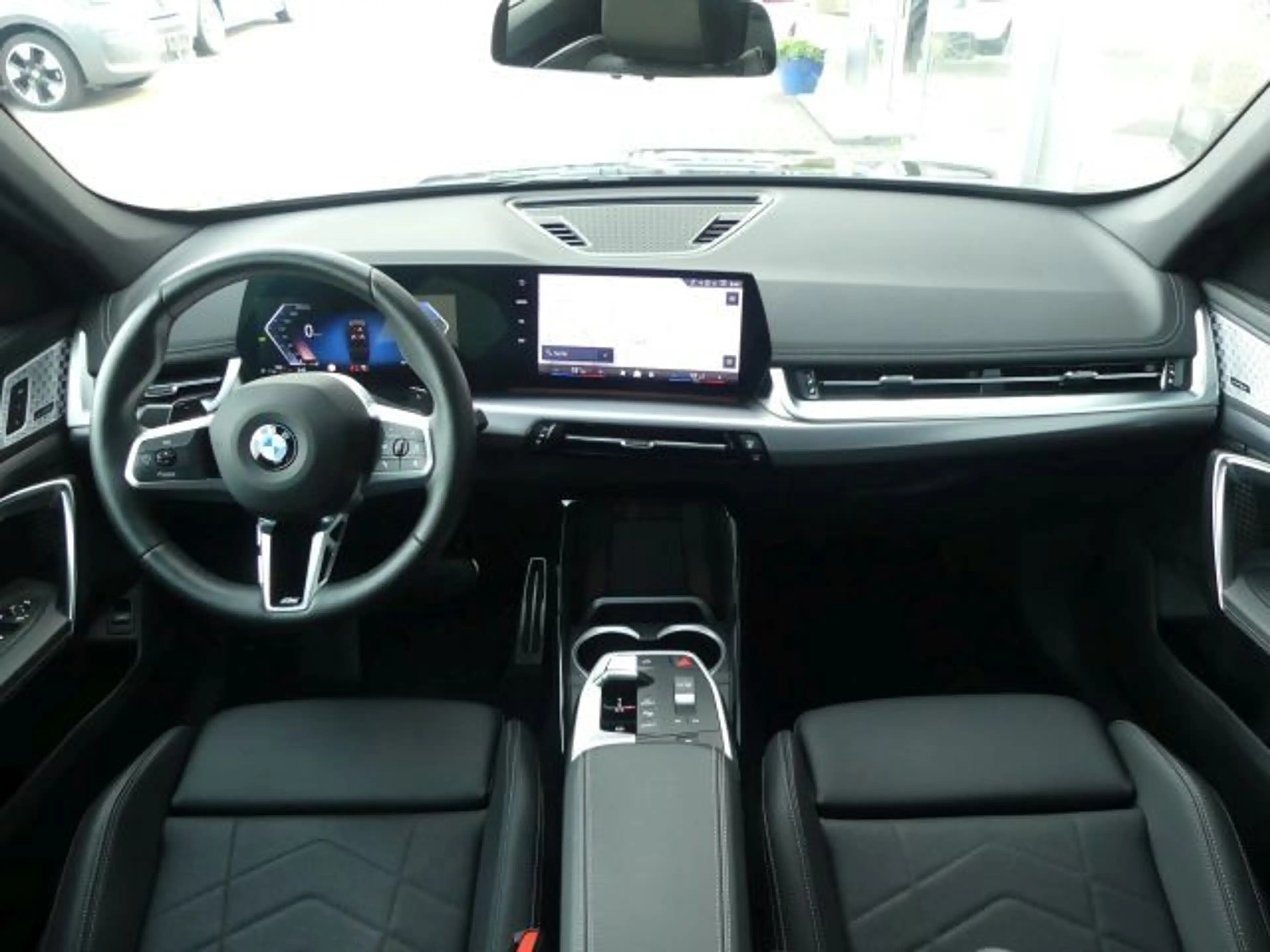 BMW X1 sDrive20iM Sport el.Sitze+Massage°HarmKard. — photo 14