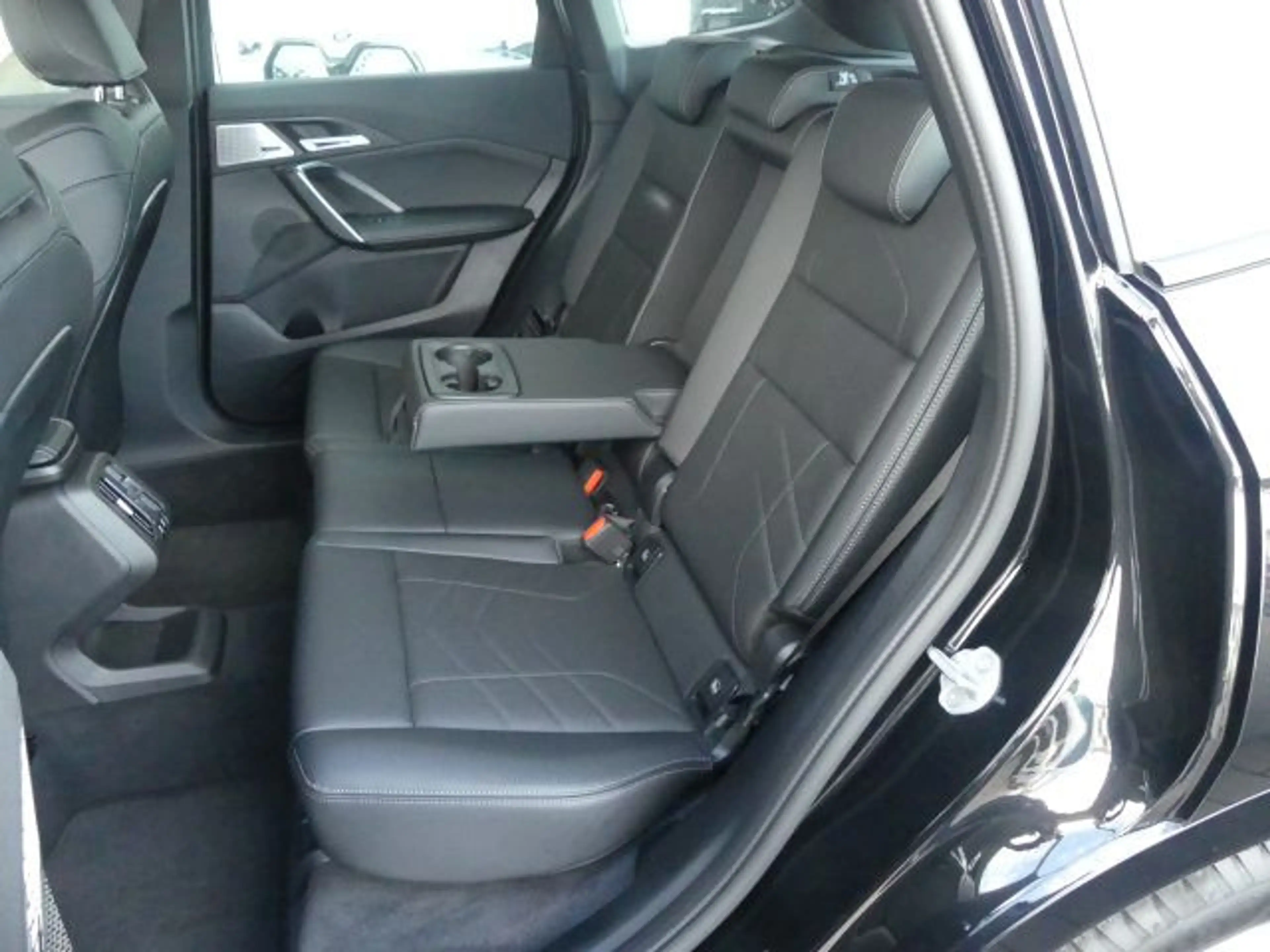 BMW X1 sDrive20iM Sport el.Sitze+Massage°HarmKard. — photo 10