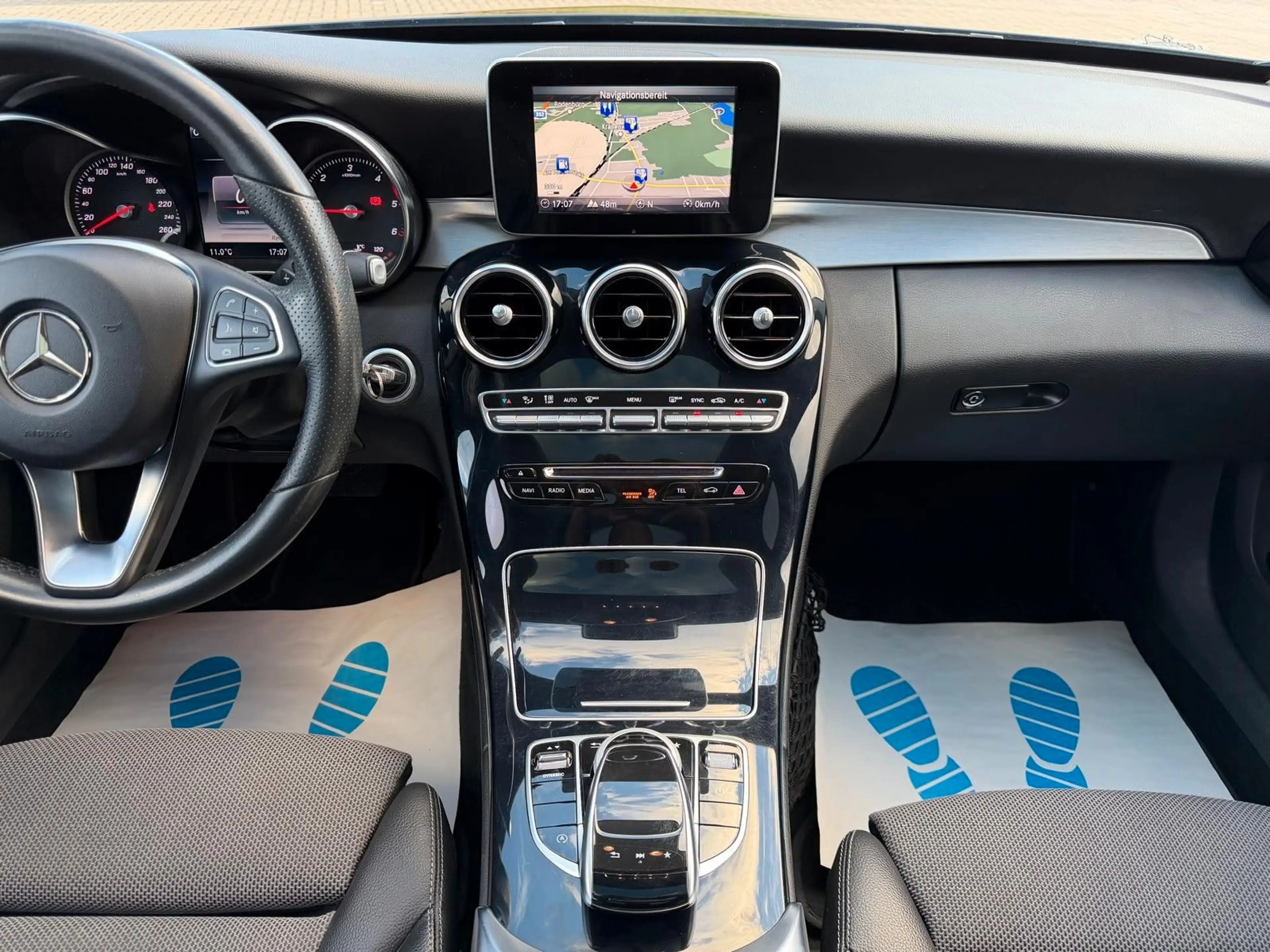 Mercedes-Benz C 220 d T PANORAMA/BURMSTER/KAMERA — photo 14